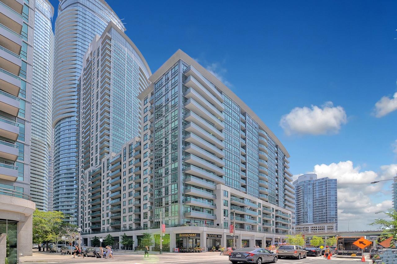 Napa Furnished Suites At Cn Tower & Maple Leaf Square Toronto Exteriér fotografie