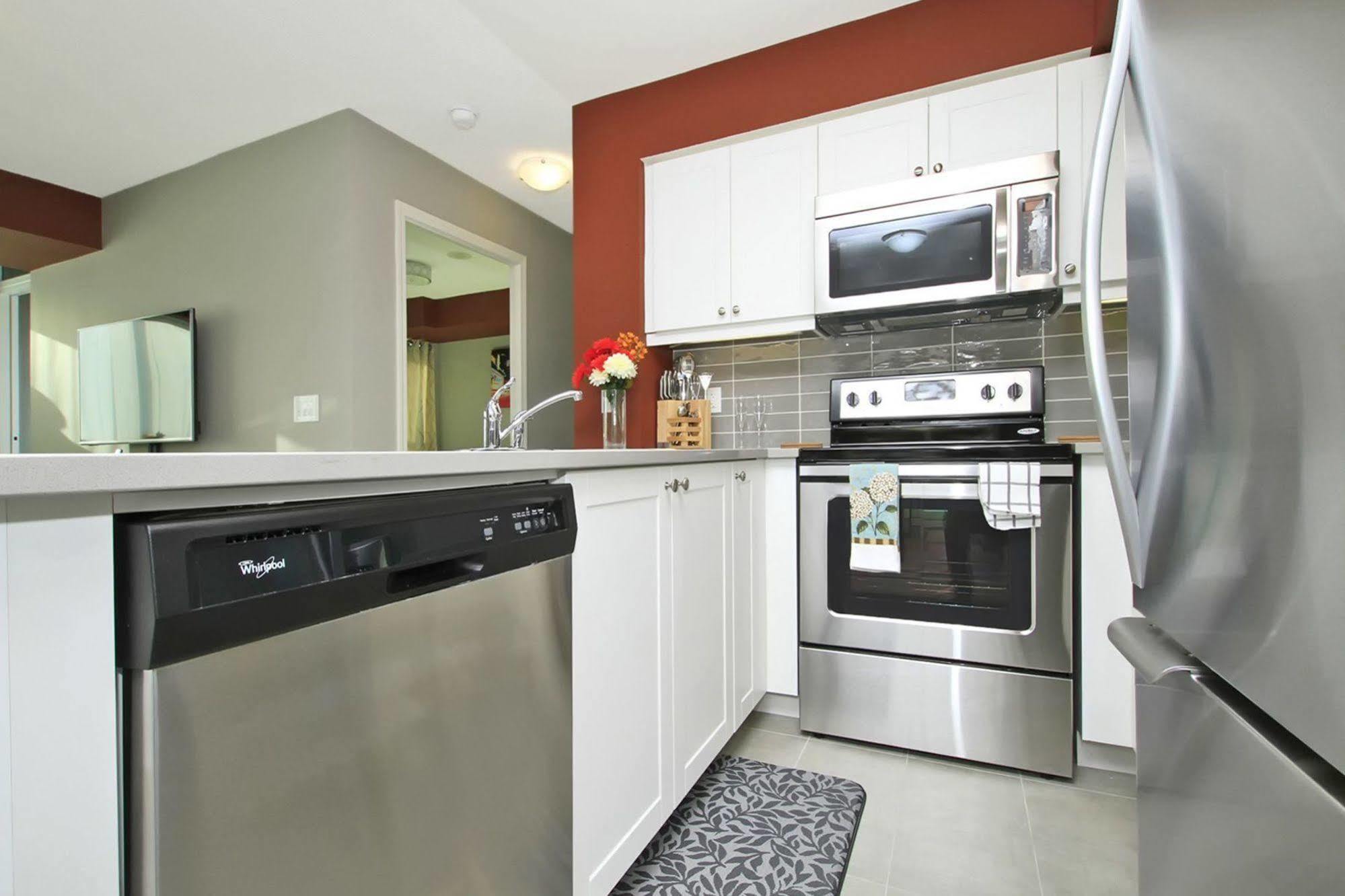 Napa Furnished Suites At Cn Tower & Maple Leaf Square Toronto Exteriér fotografie