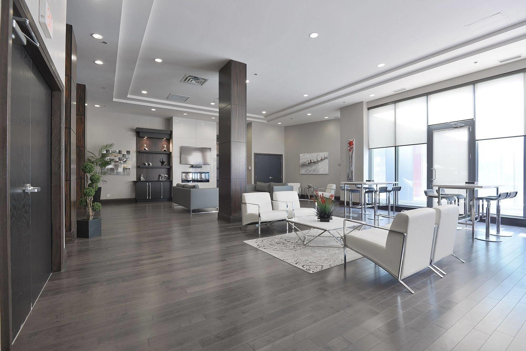 Napa Furnished Suites At Cn Tower & Maple Leaf Square Toronto Exteriér fotografie