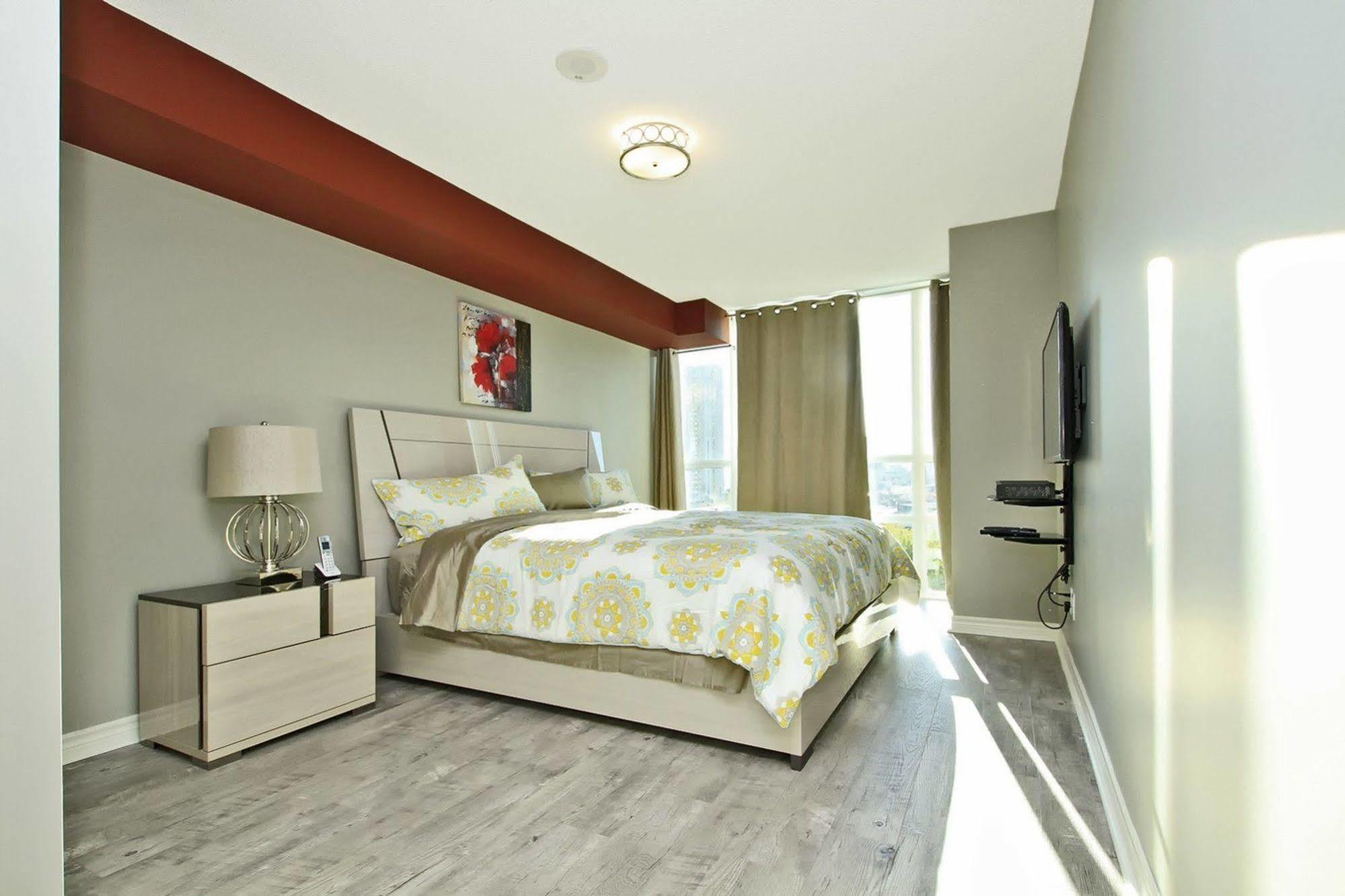 Napa Furnished Suites At Cn Tower & Maple Leaf Square Toronto Exteriér fotografie