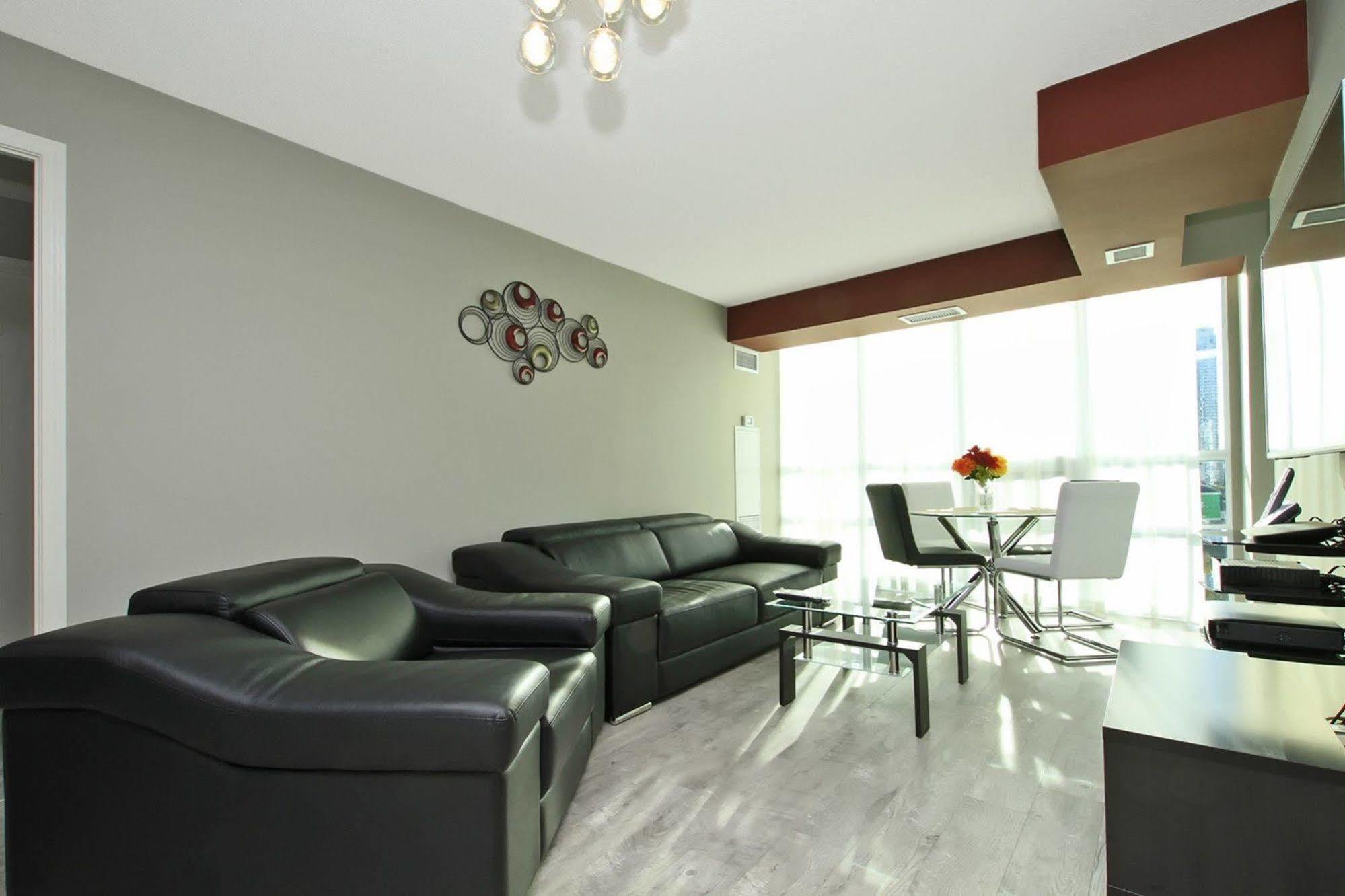 Napa Furnished Suites At Cn Tower & Maple Leaf Square Toronto Exteriér fotografie